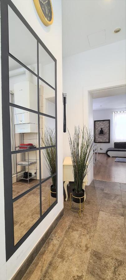 Wiener Buddha Style Flat With Inner Garden- Marzstrasse City Apartments Kültér fotó